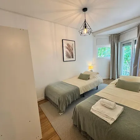 Mhouse Lease Walk To And Center Apartman